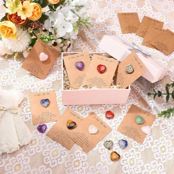 40pcs Cards Pocket Hug Token Bulk Hug Cards with Heart Shape Natural Stones Greeting Cards Keepsake Exchange Card Relationship Gift for Colleagues Fam